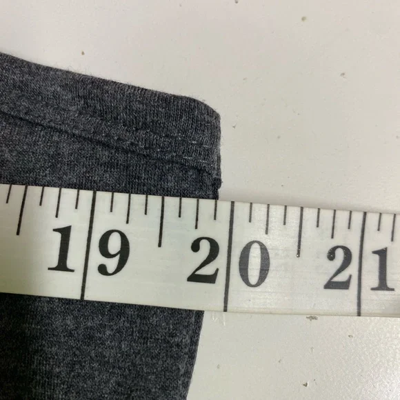 🖤 Mickey inspired tank top! - Picture 11 of 15